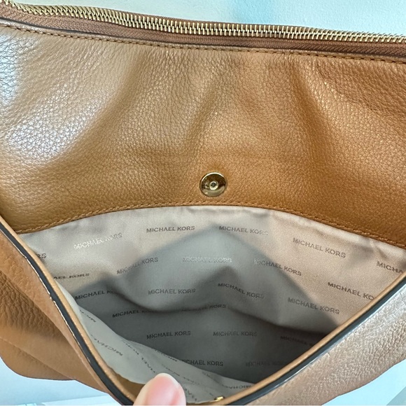 Michael Kors Bags Michael Kors Bedford Flat Crossbody in Carmel Brown Leather - Picture 10 of 10